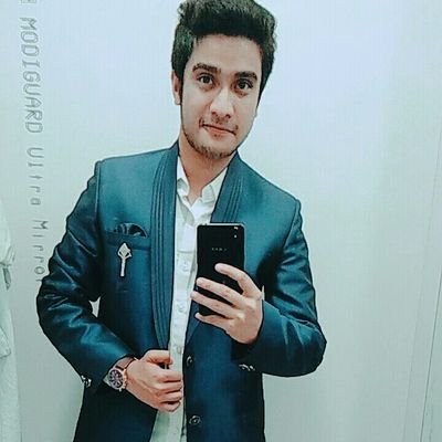 script writer, mimicr, comedian, shayari writer and yes Bapu apna #StudLaunda. Email sahilislam560@gmail ..That's it.