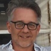 IT Generalist, Guitarist, Golfer, Diver, Cat lover and interested in nature, history, music, cooking, wine, IT topics and video filming under water.