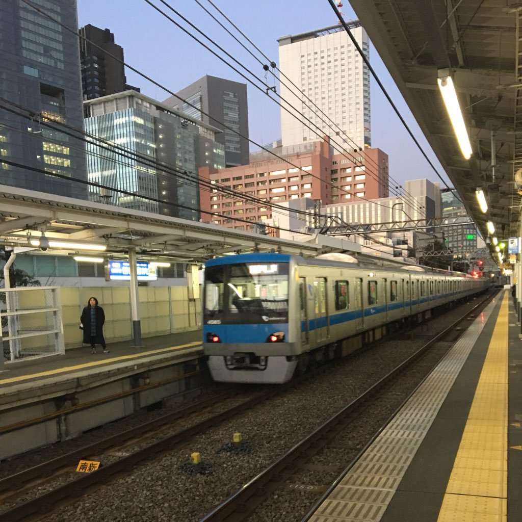 玉川学園に住んでいます。本とか革の鞄とか靴とかと3匹で暮らしてる広告屋です。