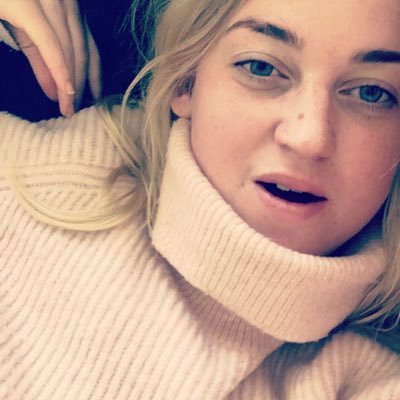 rosamysk's profile picture. Vill legalisera knark och avskaffa sexköpslagen. Gillar varm hud. Är en sån där som alltid plockar upp liftare.