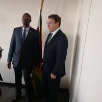 Ziyambi Ziyambi (@ziyambiz) 's Twitter Profile
