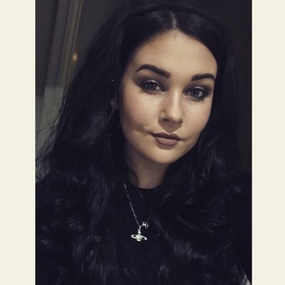 Lucy On Twitter Hate Silver In 90210 She S Just A Pure Slut