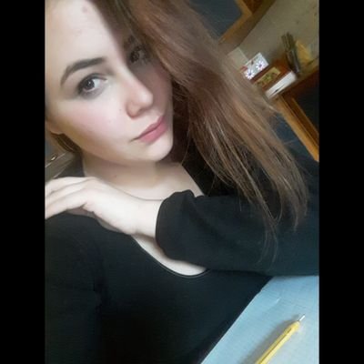 molix__x98's profile picture. 👶•Since 1998•👩‍🎤
🌍•Italy - Sicily•🏡
🎧•Singing passion•🎙