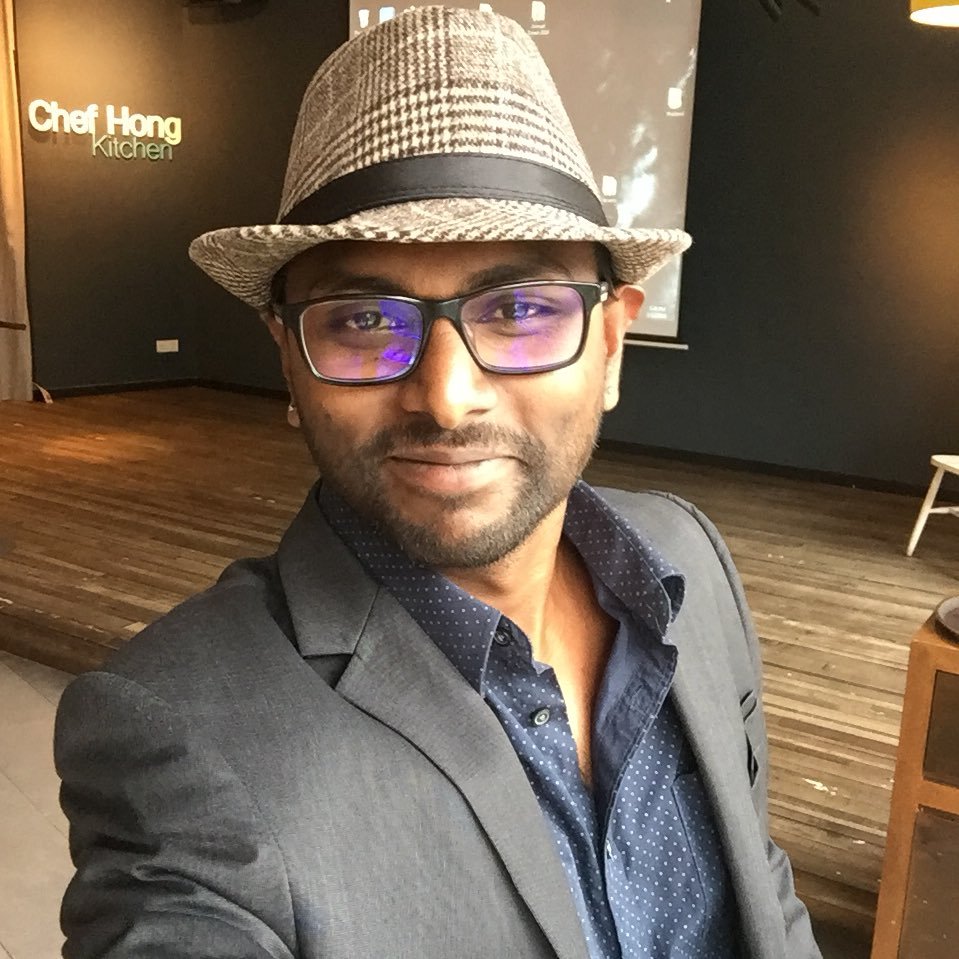 pragalathans's profile picture. 