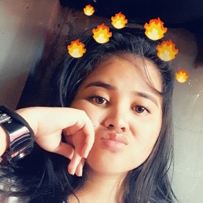 Kryztalaaaa's profile picture. Im too fucked up to give a fuck😙