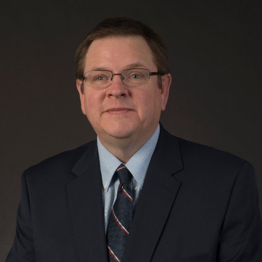 Advertising professor, PR, social media, and communications professional. And pug daddy.