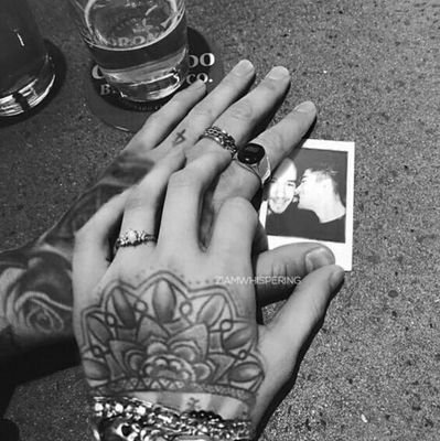 @thevampsband follow me😍❤ Wattpad: dueanellinellasabbia