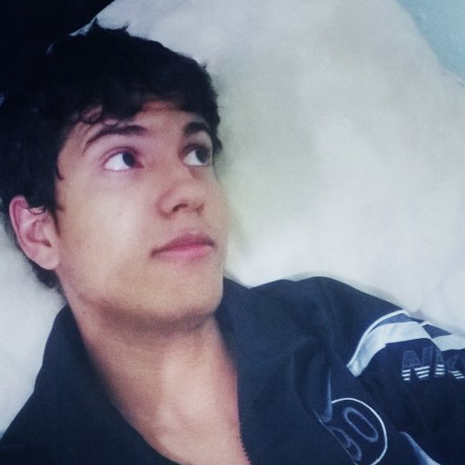 Nerd_GamerR's profile picture. Esthing