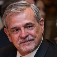 Lew Lampiris (@unclew__) 's Twitter Profile