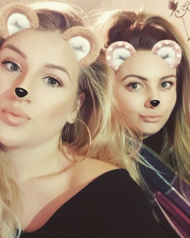 Shiz & Robyn •vloggers •makeup •clothes •products •home ideas •friendship. 💌 jeanpaigee@hotmail.com. insta; jeanpaigee