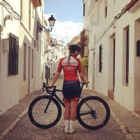 Emma Lewis (@oiemma) 's Twitter Profile Photo