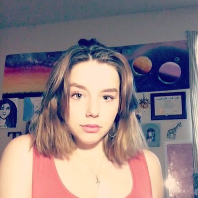 tiff59432977's profile picture. :)