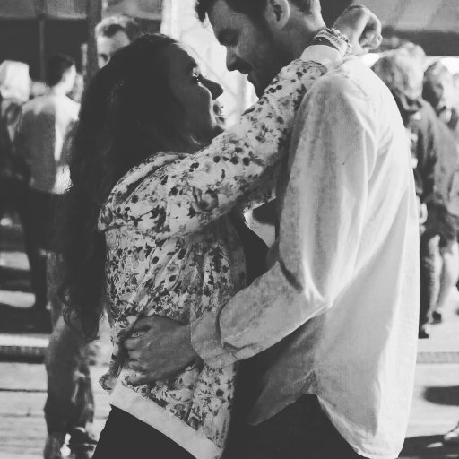 WhatAboutEllenV's profile picture. Just ask, and i will answer with my best answer :),, No bieber questions i hate those :) PS I love the kooks, enrique iglesias, james blunt