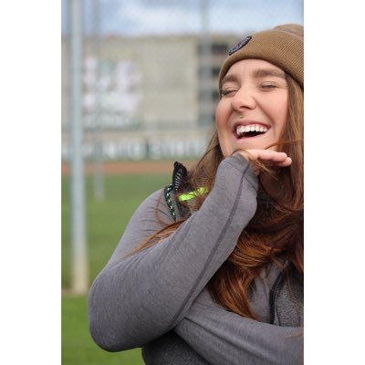 karenbulger's profile picture. Thrower for University of Hawaii Track and Field PNW Kid from the 360 ☔️ Living Hi☀️ 2️⃣0️⃣♋️