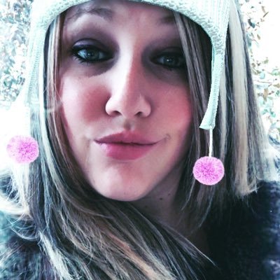 ShayShe15's profile picture. 