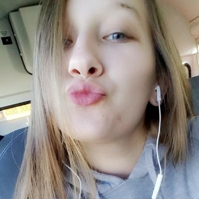 there's always a wild side to an innocent face.❤
#HeavyMetalChild