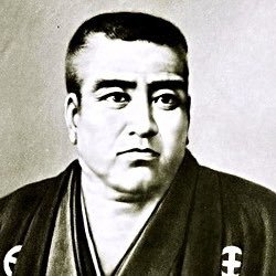 kazujin1130's profile picture. 推しはホークス。福岡在住の二児の父。家族、旅、ものづくり、資産形成。背伸びせず続けるがモットー。ご縁をたいせつに。