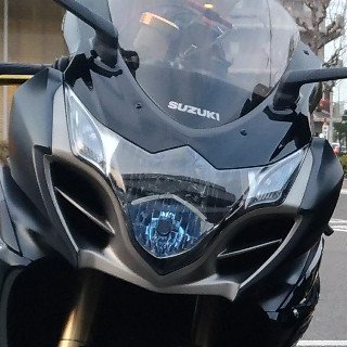 バイク好きです、MT-09SPに乗ってます。
息子が去年生まれたのであまり乗れていませんが、和歌山や京都、奈良をたまに走ってます。