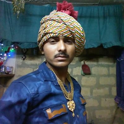 KBhrawad's profile picture. tee post