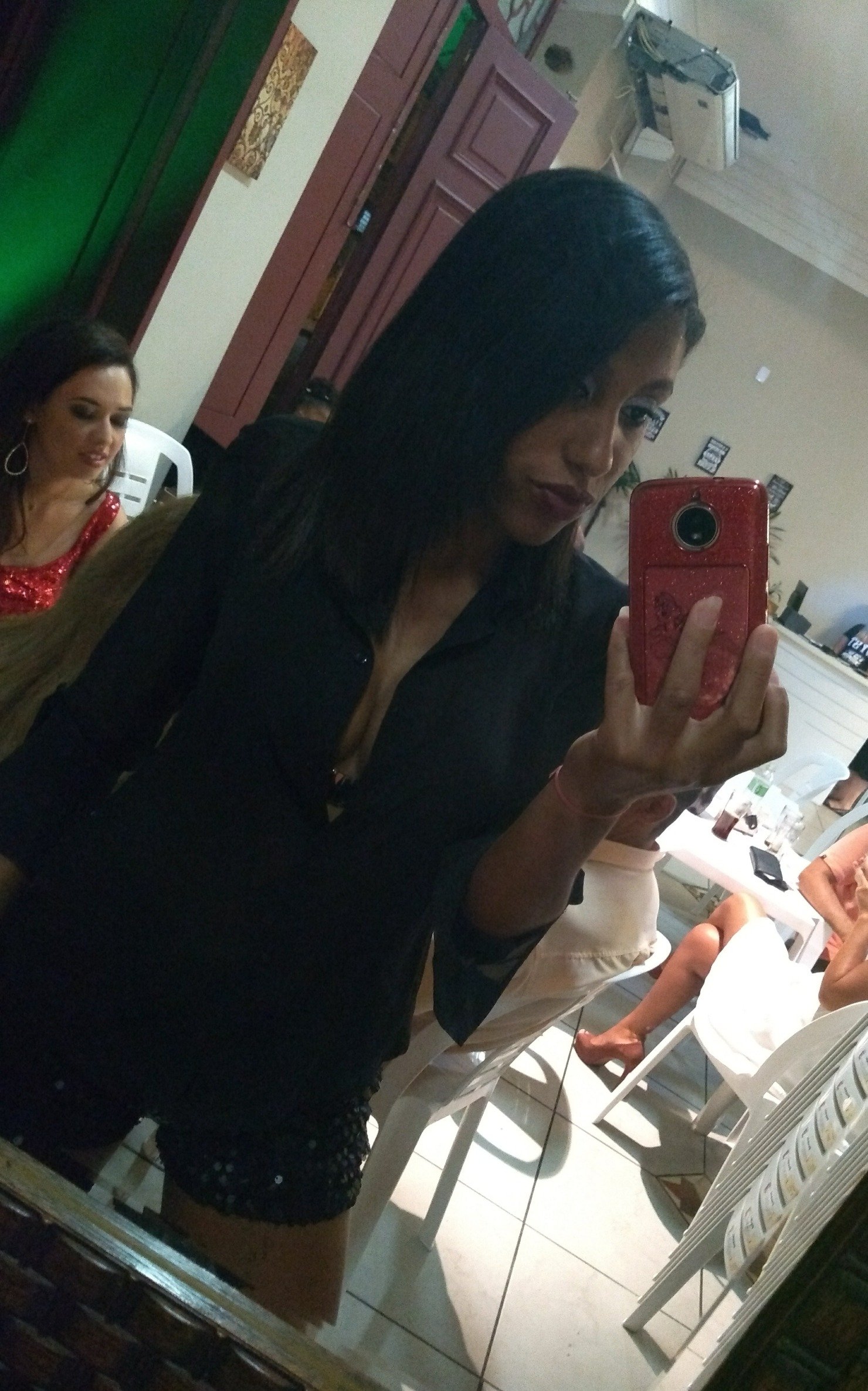 giihsilveirinha's profile picture. Faço de mim casa de sentimentos bons onde a má fé não faz morada e a maldade não se cria !