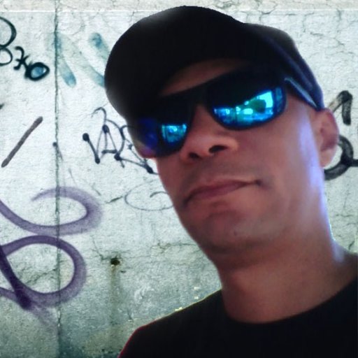 Rapper_Black's profile picture. Meu mome é Cláudio, tenho 31 anos, moro na cidade de Águas Lindas de Goiás cidade do entorno do D.F.
Curto muito musicas e games.