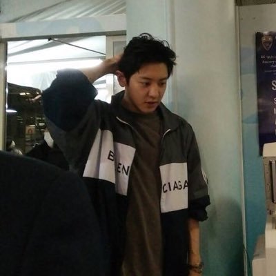 วันนี้ชานยอลใส่ชุดอะไรจะไล่ฟอลจนกว่าชานยอลจะเลิกใส่ชุดซ้ำ และเราจะมาอัพเดตชุดของชานยอลแต่ละวันกันค่ะ #วันนี้ชานยอลใส่ชุดอะไร