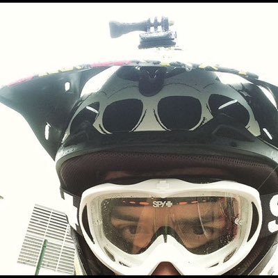 alexcozar's profile picture. 