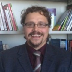 PhD in Philosophy; Philosophy Lecturer at @UofCPhilosophy and @MountRoyal4U. Interests: Political Philosophy, Ethics, Philosophy of Sex & Love.