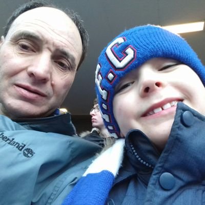 Dad to Oliver married to Lorraine 👪 ❤
⛪ @forgechurch  
⚽@IpswichTown 🚜👦💙🏆🏆🏆THE TOWN ARE GOING UP
Technical 🚗Claims Specialist