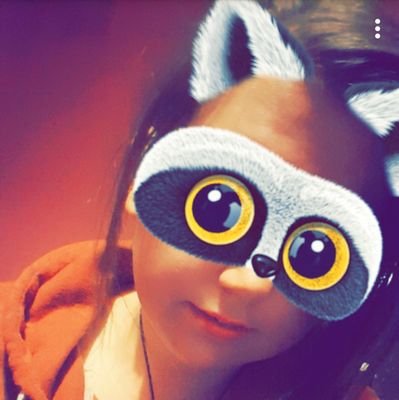 Love music and games.💖🎶 Software development student. 👀Add me on PSN MissDanielleXO Follow me on Twitch missdxo 🤪 Snapchat - missdanielle32👻