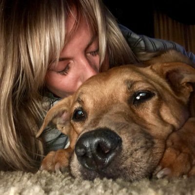 Bahstan, Mass 🍀 CA native 🌊 ❤️ my 🐕 Vladimir, my family, friends and 🦀 legs.