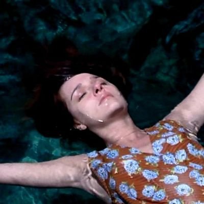 odaesue's profile picture.  O wonder ! how many goodly creatures are there here - ☭