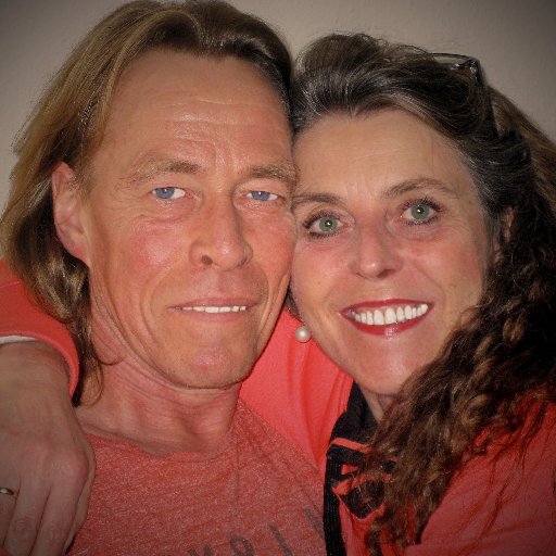 body0101upgrade's profile picture. Gesund abnehmen und Bewegung, die Spaß macht - das sind meine Themen.
Aber bitte - jeder nach seiner eignen Facon!