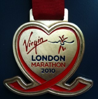 jogibson's profile picture. 100km ultrarunner. 15x26.2finisher. Prize winning duathlete. Parkrunner. Guide runner for visually impaired. #LiRF. #visorclub◾️. Alcohol-free. Opinions mine.