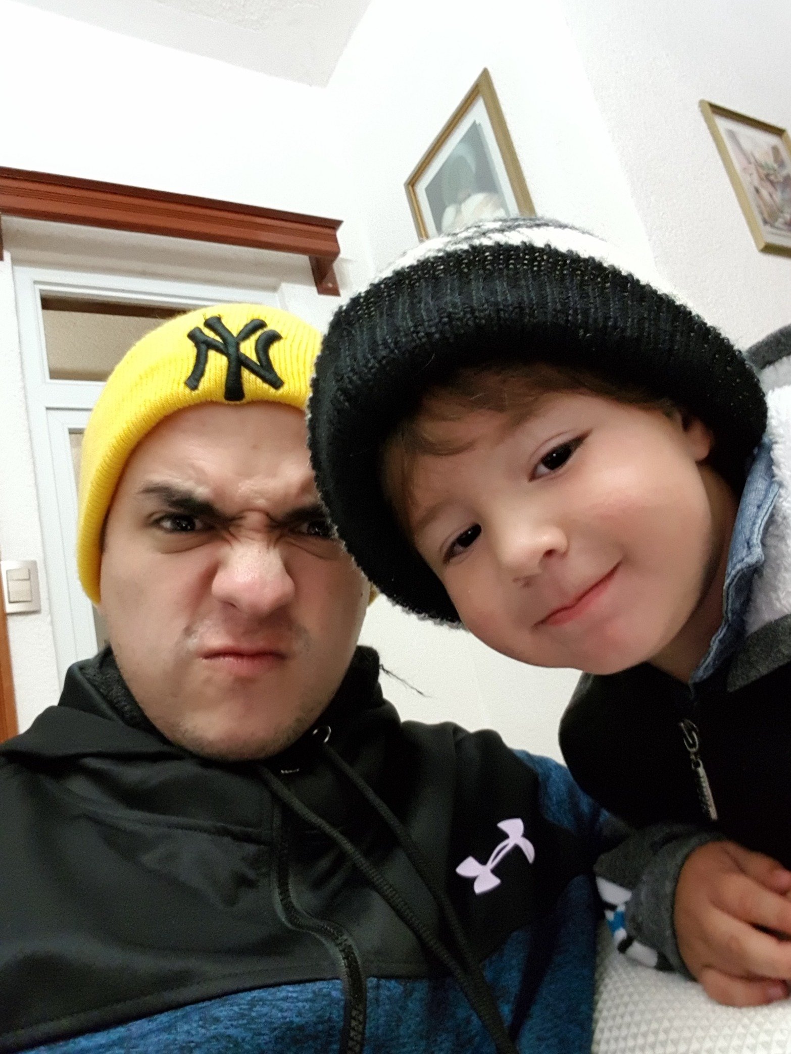 Andy_Chavez119's profile picture. 