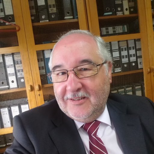 maneldasterras's profile picture. 