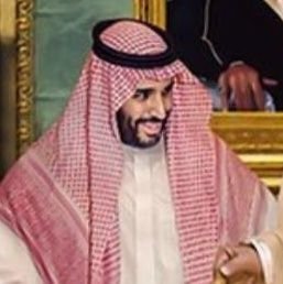 أيها الوطن المترامي الأطراف.. أيها الوطن المستوطن في القلوب أنت فقط من يبقى حبه.. وأنت فقط من نحب