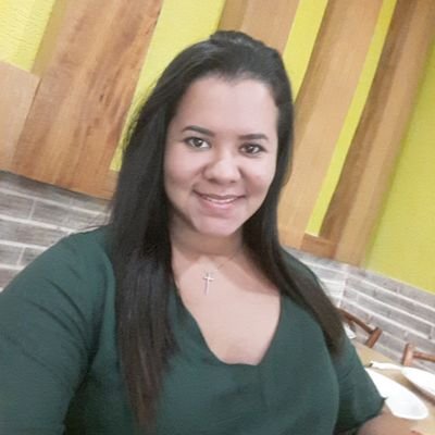 Se nada nos salva da morte, que pelo menos o amor nos salve da vida. Pablo Neruda