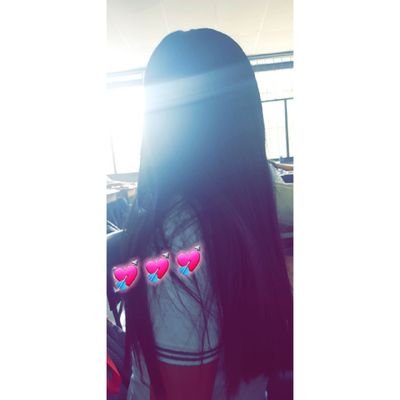 Jazmne7's profile picture. Shawny.💘
Dios con nosotros.🌿