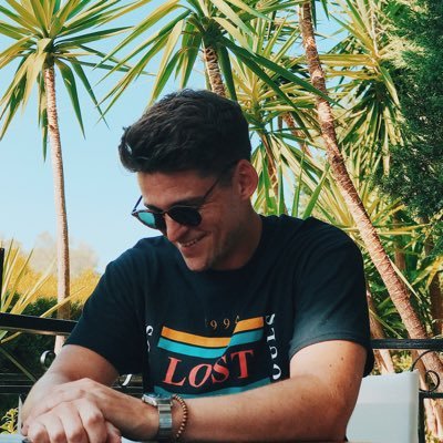 AlexRhysKing's profile picture. Freelance Graphic Designer, Illustrator + Animator | Vintage & Custom Motorcycles | Dribbble @alexrhysking