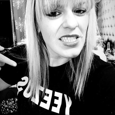 hellomissbird's profile picture. Filmmaker, Photographer, Designer, Stand-Up Comedian, Professional Student, Class Act, Rehab Addict, FBI Profiler, & Aesthetic Expert. Because #Freedom.. #Obvi.