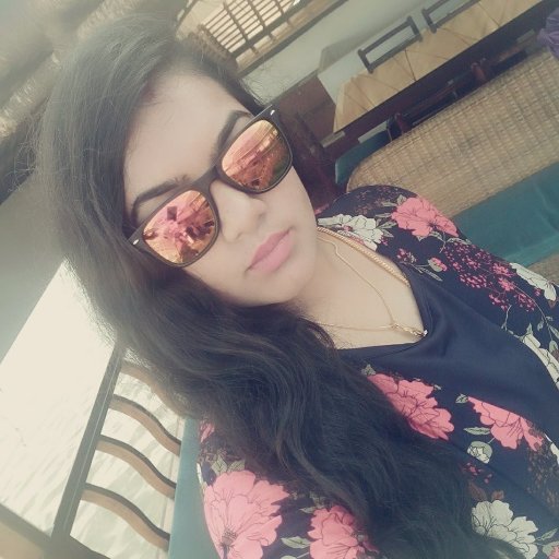 RoselineMercy93's profile picture. Hang on to the things in life that make you smile, and let go of what doesn’t..!!
love to cook 👩‍🍳 cartoon buff😍 Youtuber😉