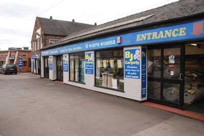 In the top ten Biggest Carpet Retailers in North West. Come and see the large number of full rolls and roll ends in our Warehouse. Unbeatable service & value