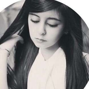 أبيك تدري وأنت بالفعل تدري..أني أحبك لو غلبني بها الصمت ...🖤