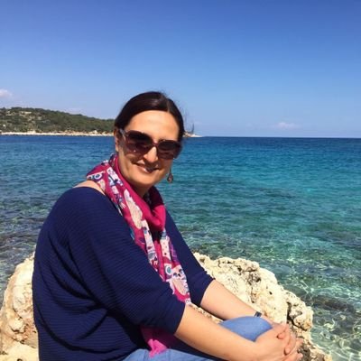 aysgulozbek's profile picture. 