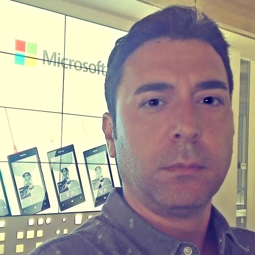 Apasionado de las TICs y docente por vocación. IT Coordinator, MCT Trainer, Microsoft Expert Educator y colaborador de @peremarques