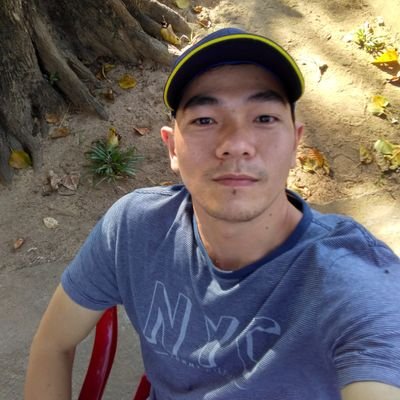 linhnhvn's profile picture. 