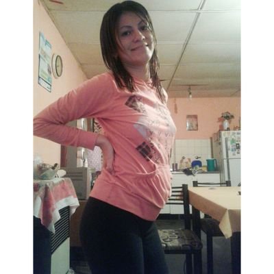 Juli 👩🏻
20 Años 💪
7/12/2017 💕
Futura Mama 👶
Escorpiana 🦂👈
Ezequiel Quintana 💕
12/11/1997 🎂