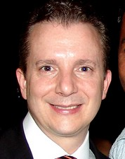 Deputado federal, pré-candidato ao governo de SP, presidente do Instituto Nacional de Defesa do Consumidor.
