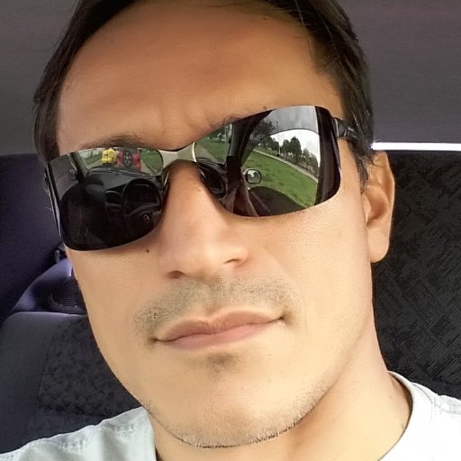 Profissional empreendedor do ramo automotivo. Amo, automóveis, motocicletas, bikes e livros.